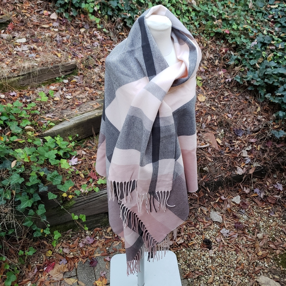 J Crew Wrap Coat Cape  Shawl with fringe Pink & Gray Womens one Size fits All